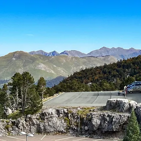 Sur Les Pistes Gr10, Vue Vallee